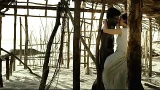 그녀는 섹스 프로노 의사의 앞에 친구에게 구강 즐거움을 준