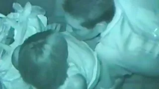 젊은 사람이 부지런히 엿 젊은 사람이 뒤에서 당신은 그것을 단체 섹스 동영상 후회하지 않을 것입니다