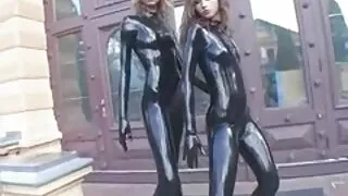 일련의 화려한 마사지 포르노 폭유와 정액의 얼굴에 매혹적인 처녀