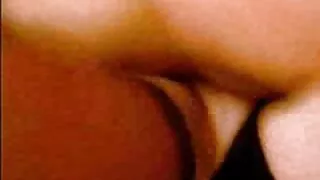 성숙한 여자 끼리 섹스 동영상 여인으로 유리는 수탉이 그녀의 입에